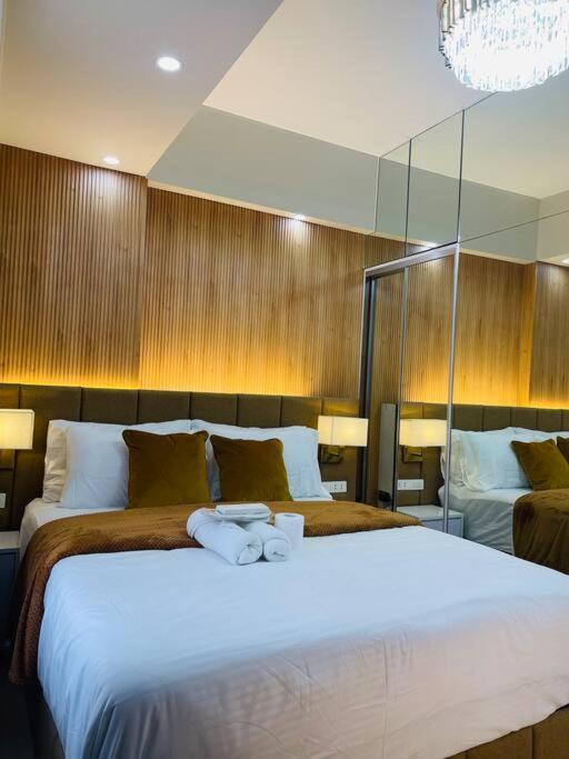 Marias Suite Near Manila Bay Free Use Of Pool Exterior foto